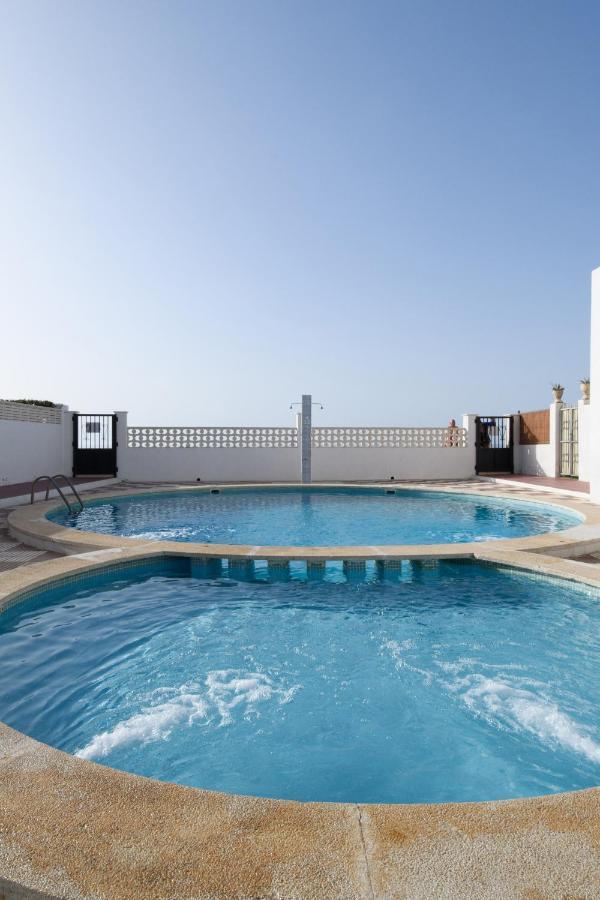Апартаменты Casas Blancas Parque Montroig Миами-Плайя Экстерьер фото