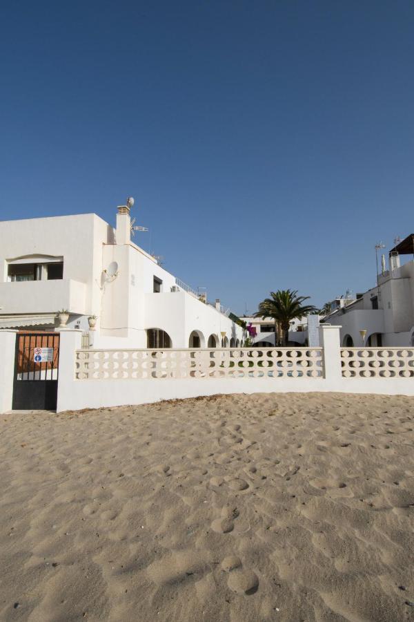 Апартаменты Casas Blancas Parque Montroig Миами-Плайя Экстерьер фото