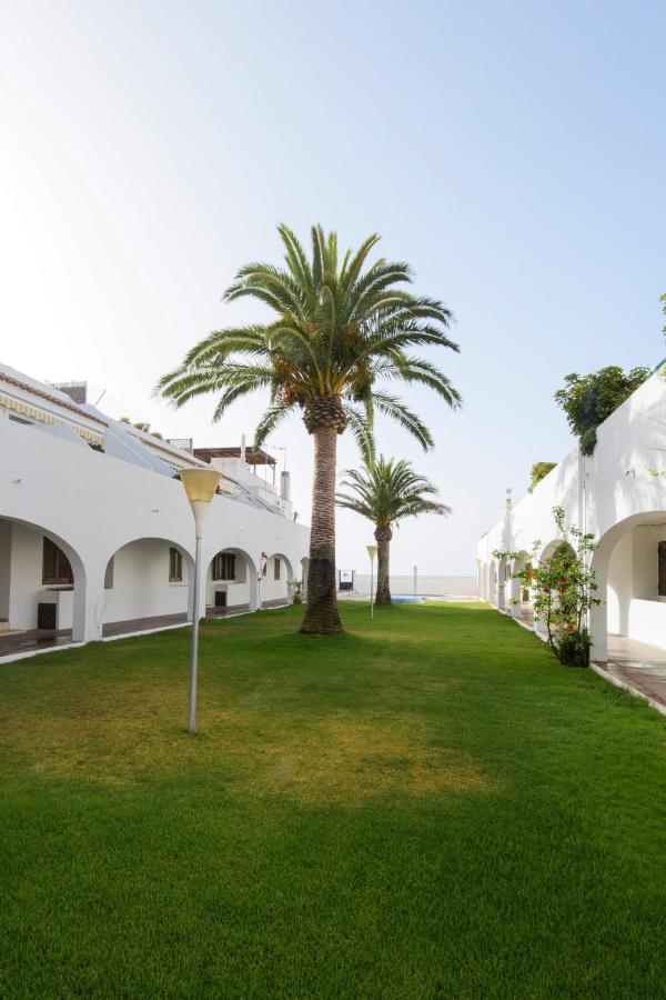 Апартаменты Casas Blancas Parque Montroig Миами-Плайя Экстерьер фото